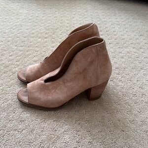 Lucky Brand Tan Peep-Toe Heeled Boots